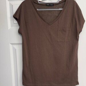 SHEIN Chocolate V-Neck Short Sleeve Tee